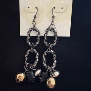 Elegant Black and Gold Dangle Earrings